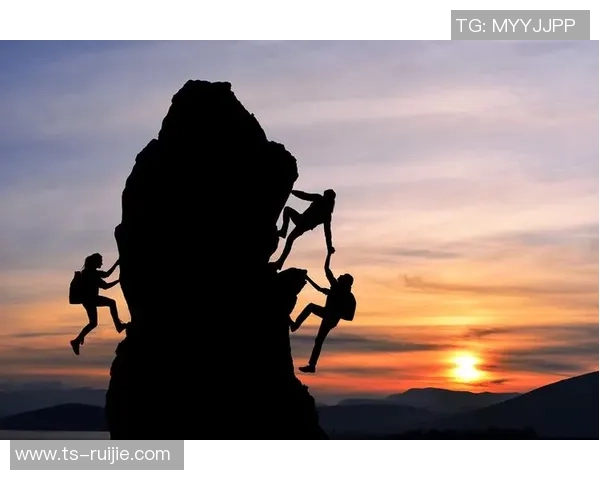 武汉攀岩队在全国团队协作排行榜中荣登第九名展现出色实力与团队精神