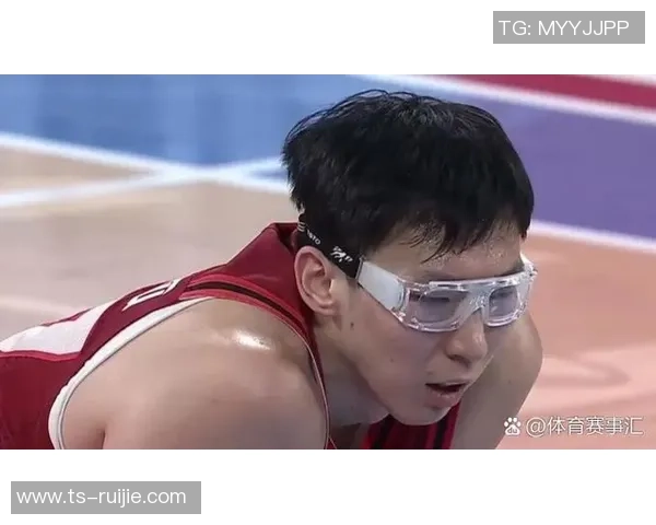 武汉篮球队包夹战术分析与其在比赛中的得失表现探讨